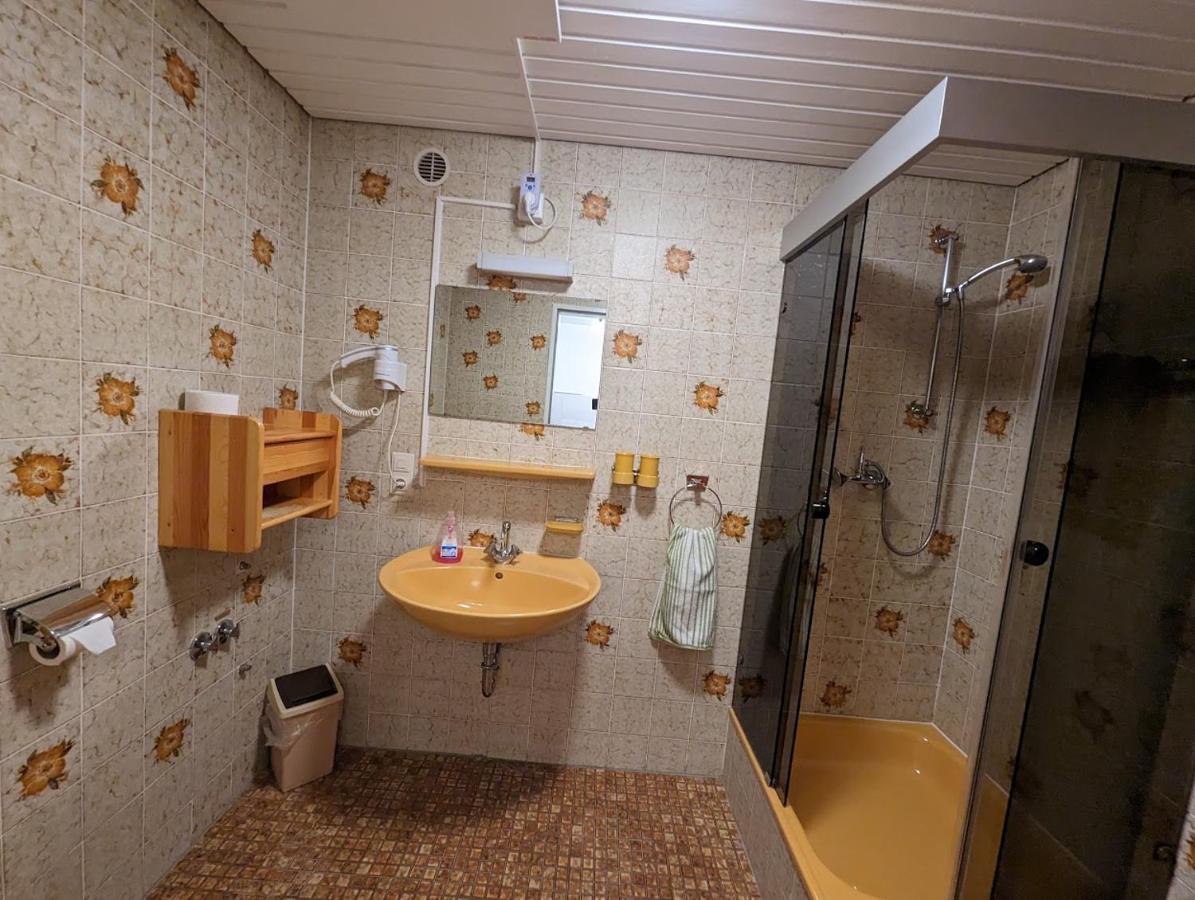 C2 Albmatte-Fewo , Hallenbad Aussenbecken Massagen Nebenan St. Blasien Extérieur photo
