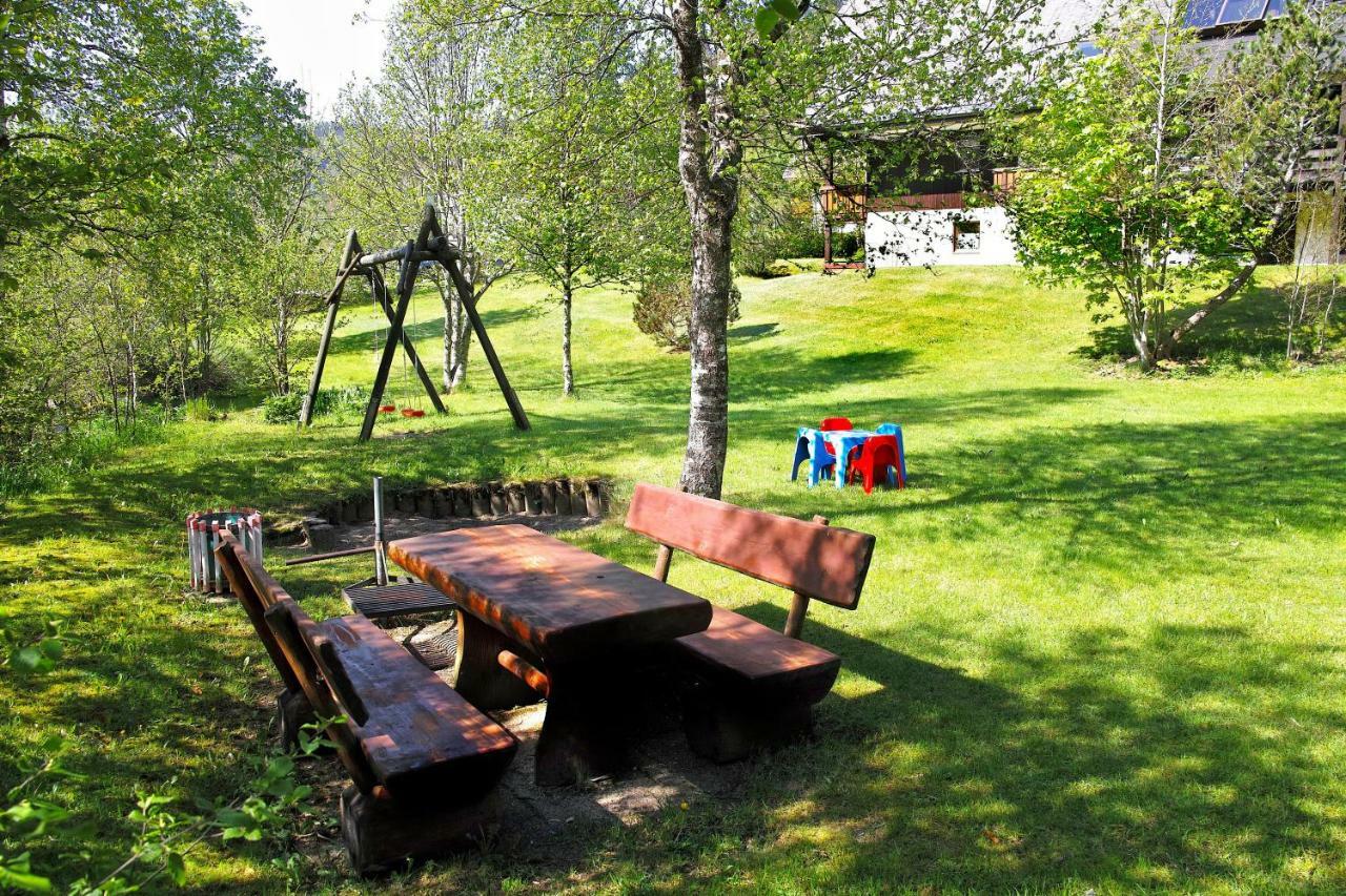 C2 Albmatte-Fewo , Hallenbad Aussenbecken Massagen Nebenan St. Blasien Extérieur photo